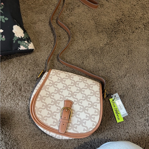 Purse - Picture 3 of 3